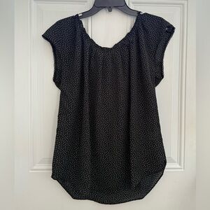 LC Lauren Conrad Black Polka Dot Top. Size Medium.